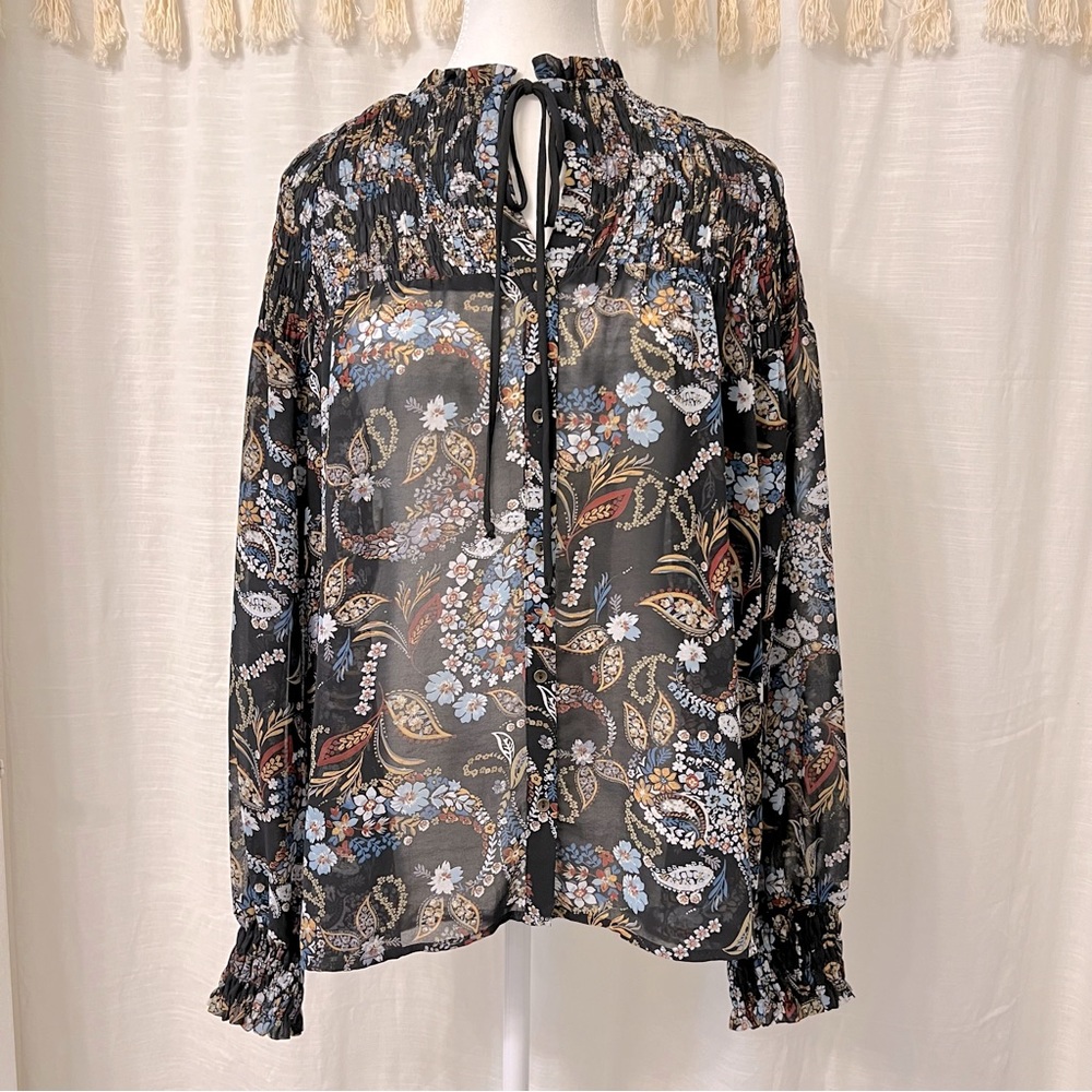 Wayf Button down Chiffon Long Sleeve Blouse